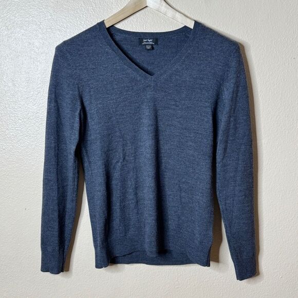 Lord + Tylor Sweater Women's Medium Gray V-Neck Pullover Fine Merino Wool - Picture 1 of 8
